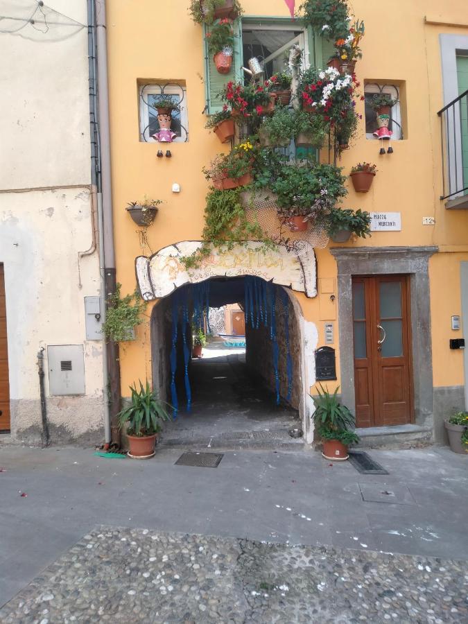 Villa Casa Storta - Cycle Garage Con Biciclette Pisogne Exterior foto